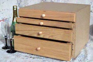 small drawer case